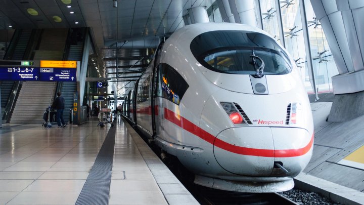 rychlostní vlak Deutsche Bahn