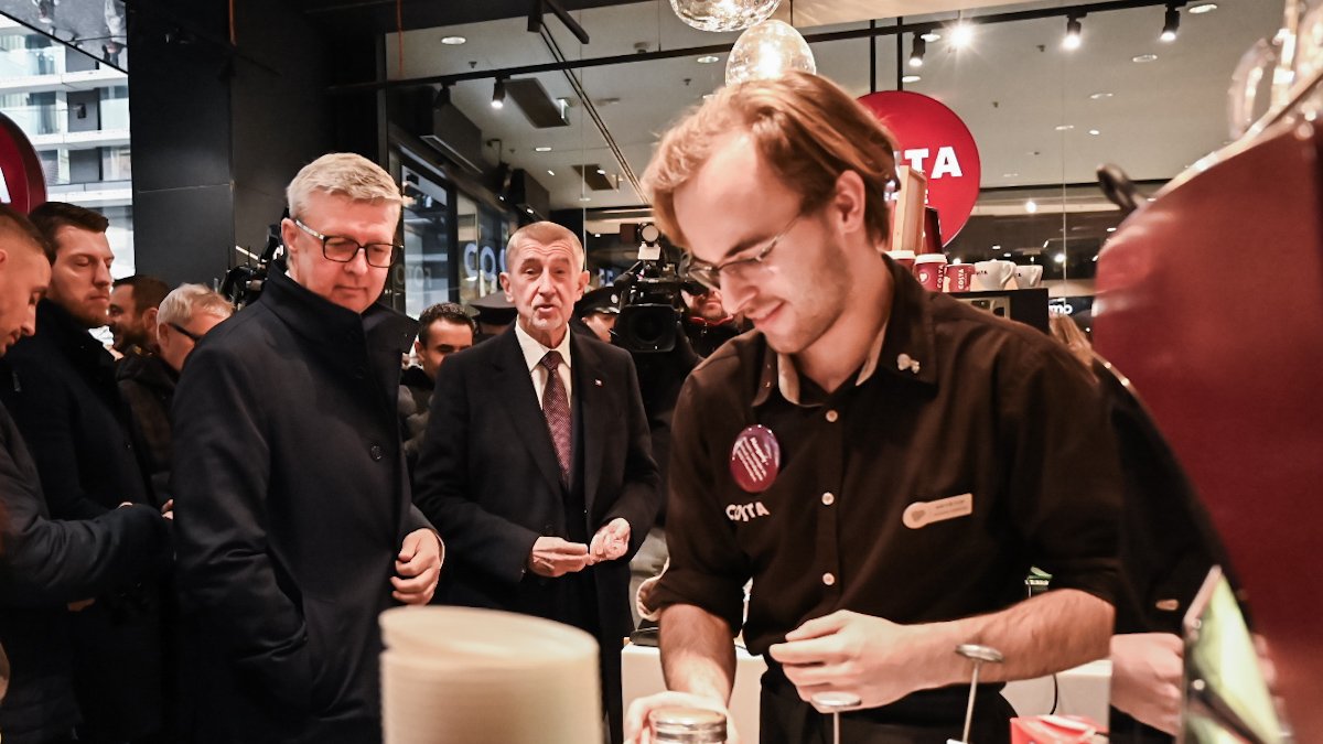 Andrej Babiš si připomíná 17. listopad na Národní třídě v Praze (2024)