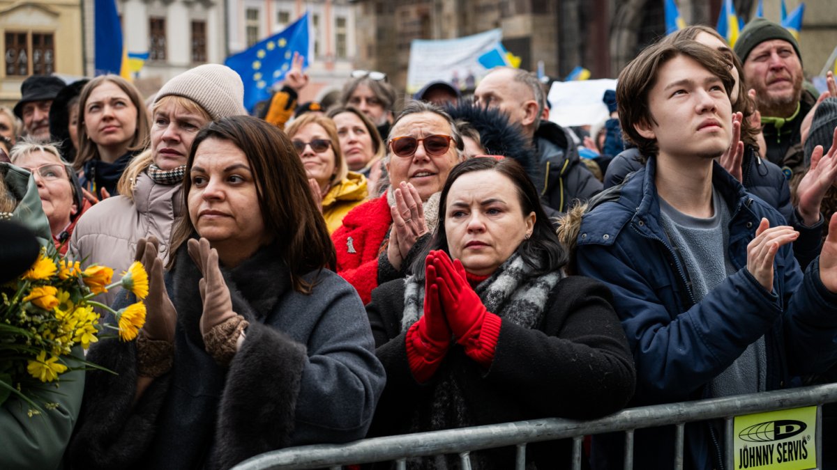 V Praze proběhla demonstrace na podporu Ukrajiny k třetímu výročí ruské invaze. (23.2.2025)