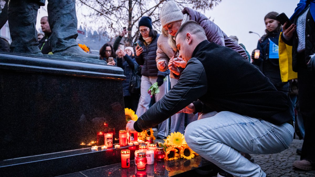 V Praze proběhla demonstrace na podporu Ukrajiny k třetímu výročí ruské invaze. (23.2.2025)