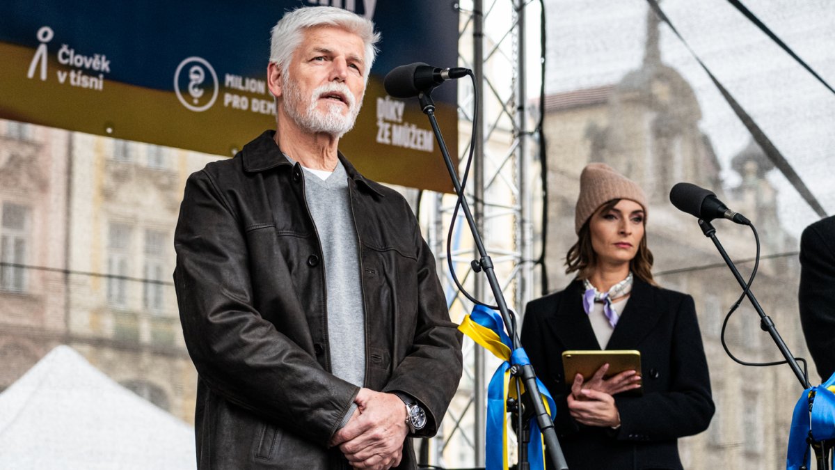 V Praze proběhla demonstrace na podporu Ukrajiny k třetímu výročí ruské invaze. (23.2.2025)
