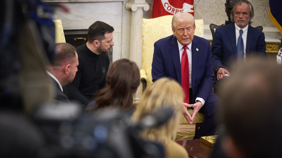 Volodymyr Zelenskyj a Donald Trump (21. února 2025).