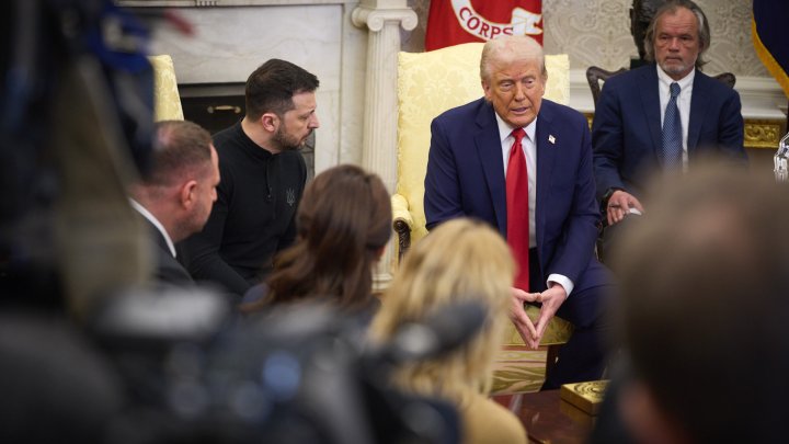 Volodymyr Zelenskyj a Donald Trump (21. února 2025).