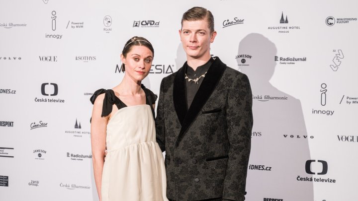 Petr Uhlík s partnerkou. 