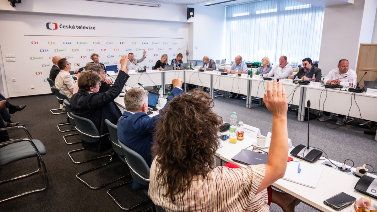 Rada ČT podruhé volí nového generálního ředitele televize. (25.6.2025)