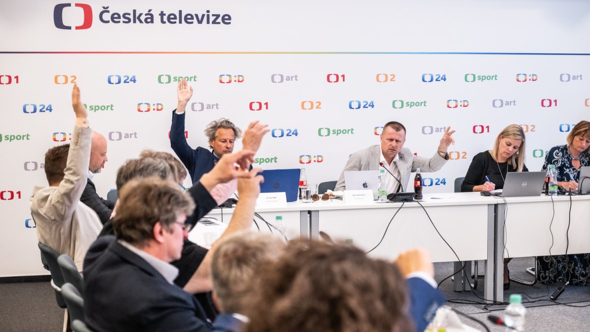 Rada ČT podruhé volí nového generálního ředitele televize. (25.6.2025)