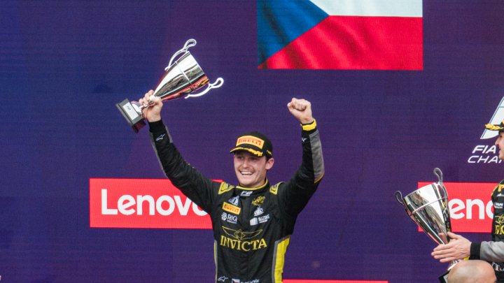 Roman Staněk ve F2 na okruhu Hungaroring (3. srpna 2025).