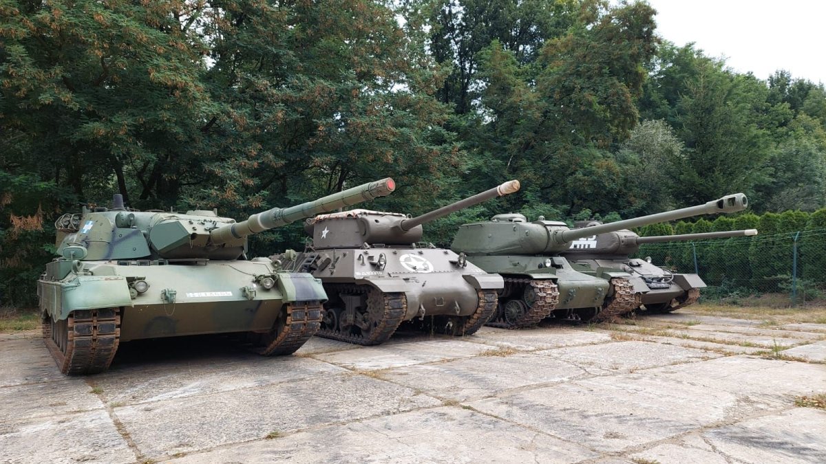 Vojenské technické muzeum Lešany