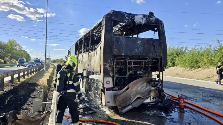 Na Pražském okruhu hořel autobus. (31.8.2025)