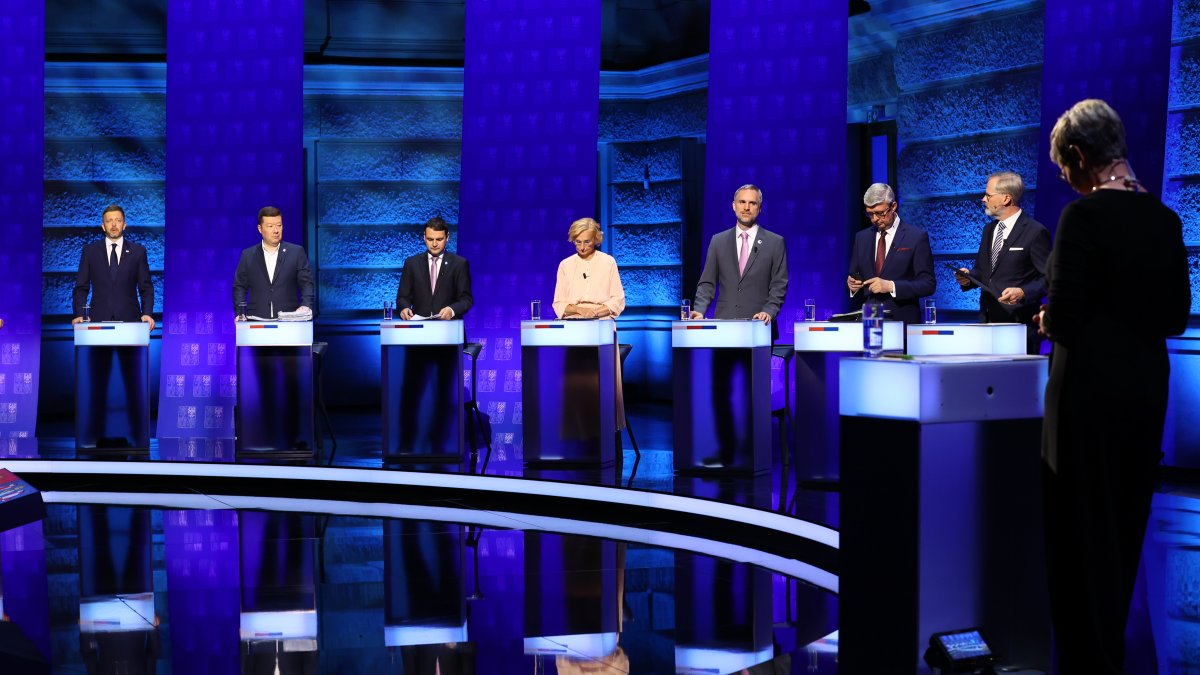 Politici se střetli v Superdebatě České televize. (28.9.2025)