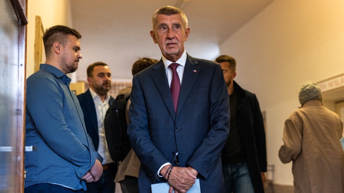 Andrej Babiš odevzdal hlas ve sněmovních volbách. (3.10.2025)