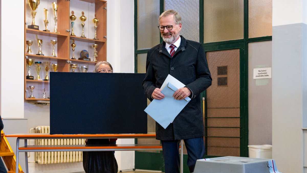 Petr Fiala odvolil v Brně. (3.10.2025)