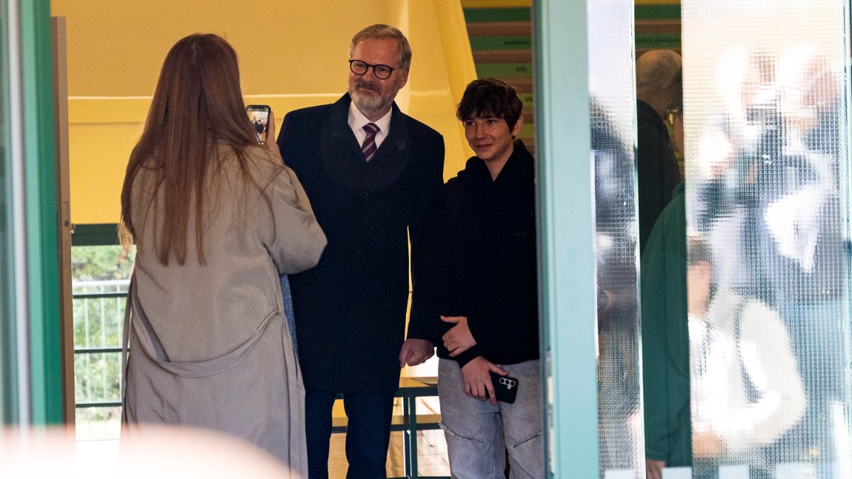 Petr Fiala odvolil v Brně. (3.10.2025)