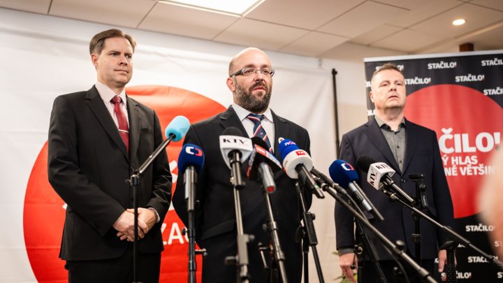 Daniel Sterzik (uprostřed)