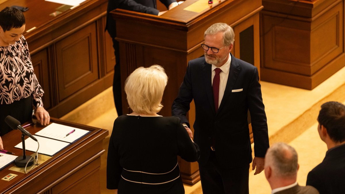 Politici se sešli na ustavující schůzi Poslanecké sněmovny. (3.11.2025)