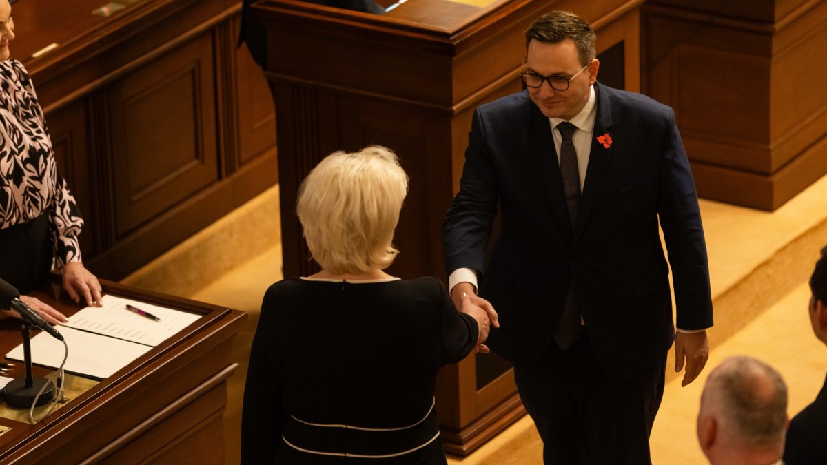 Politici se sešli na ustavující schůzi Poslanecké sněmovny. (3.11.2025)