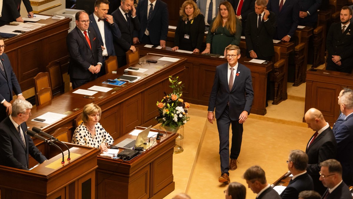 Politici se sešli na ustavující schůzi Poslanecké sněmovny. (3.11.2025)