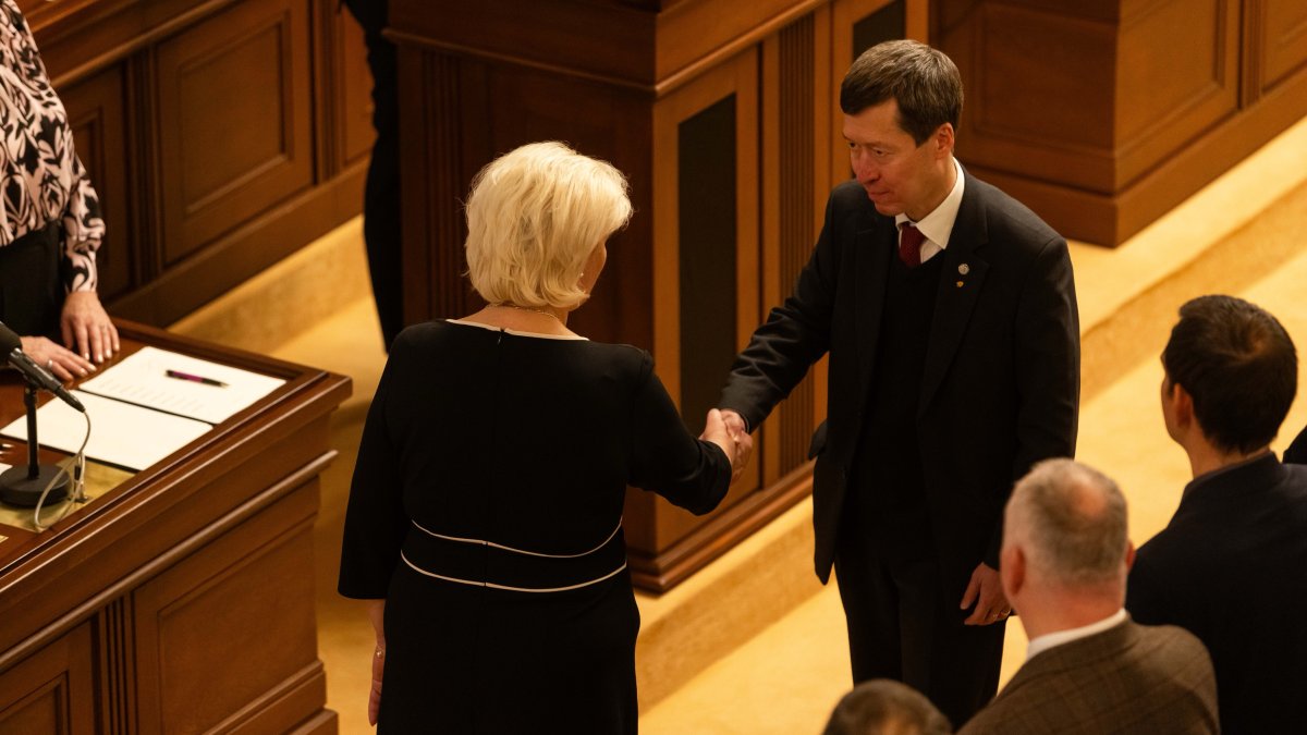 Politici se sešli na ustavující schůzi Poslanecké sněmovny. (3.11.2025)