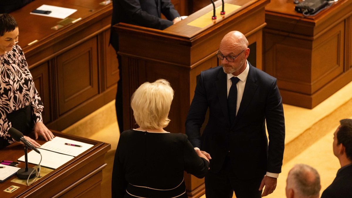 Politici se sešli na ustavující schůzi Poslanecké sněmovny. (3.11.2025)