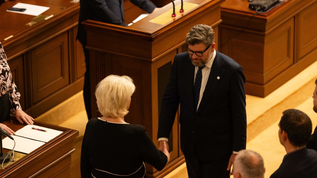 Politici se sešli na ustavující schůzi Poslanecké sněmovny. (3.11.2025)