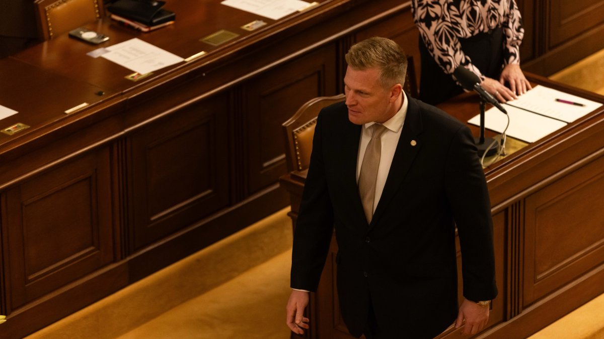 Politici se sešli na ustavující schůzi Poslanecké sněmovny. (3.11.2025)