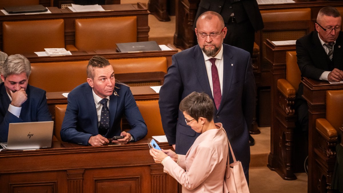 Schůze Poslanecké sněmovny