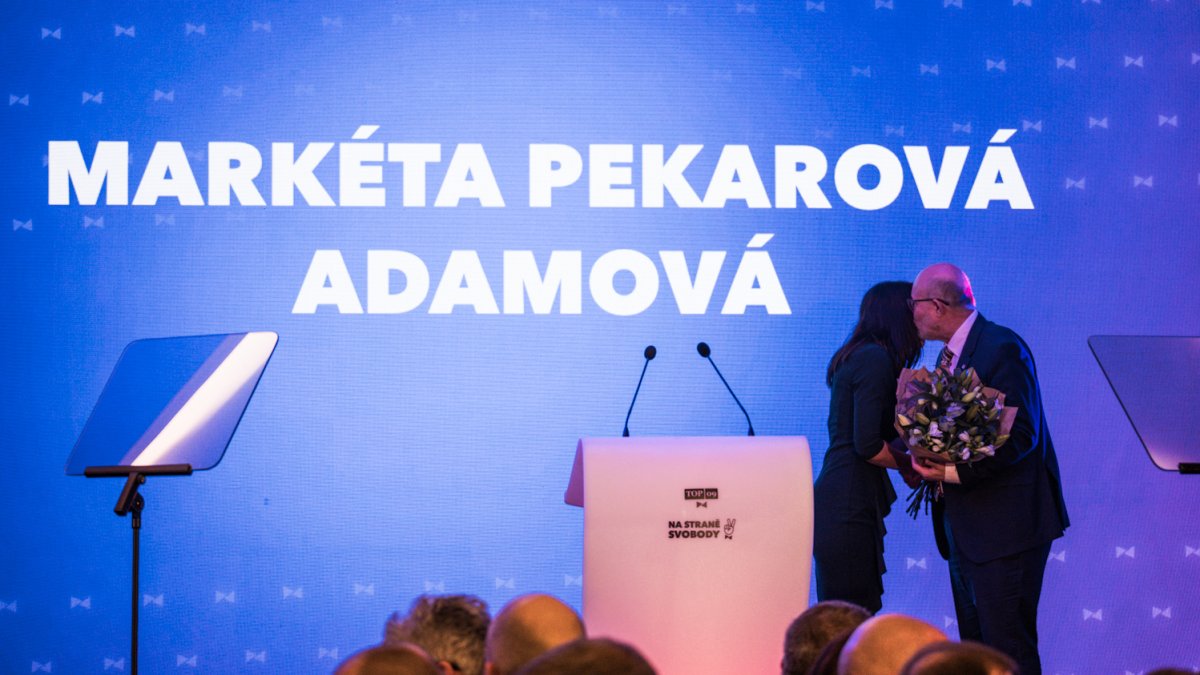 TOP 09 si na sněmu volí nové vedení. (8.11.2025)