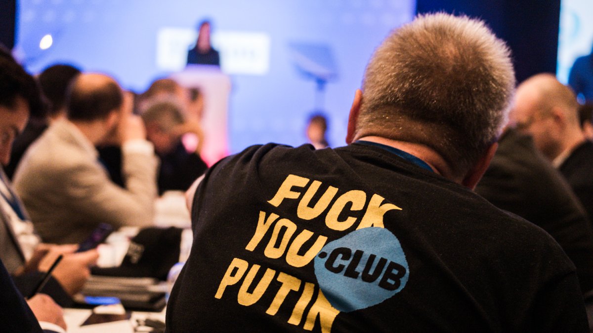 TOP 09 si na sněmu volí nové vedení. (8.11.2025)