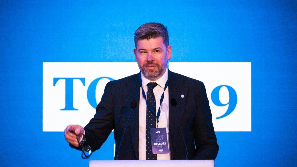 TOP 09 si na sněmu volí nové vedení. (8.11.2025)