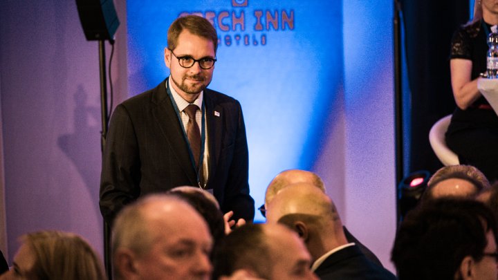 TOP 09 si na sněmu volí nové vedení. (8.11.2025)