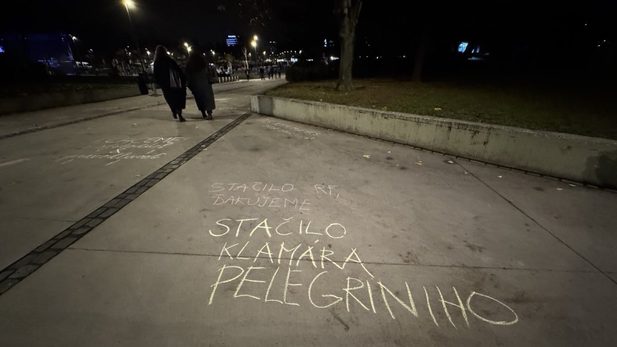 Křídové protesty v Bratislavě před oslavami 17. listopadu