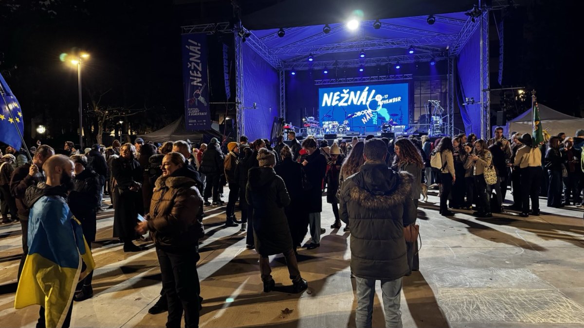 Křídové protesty v Bratislavě před oslavami 17. listopadu