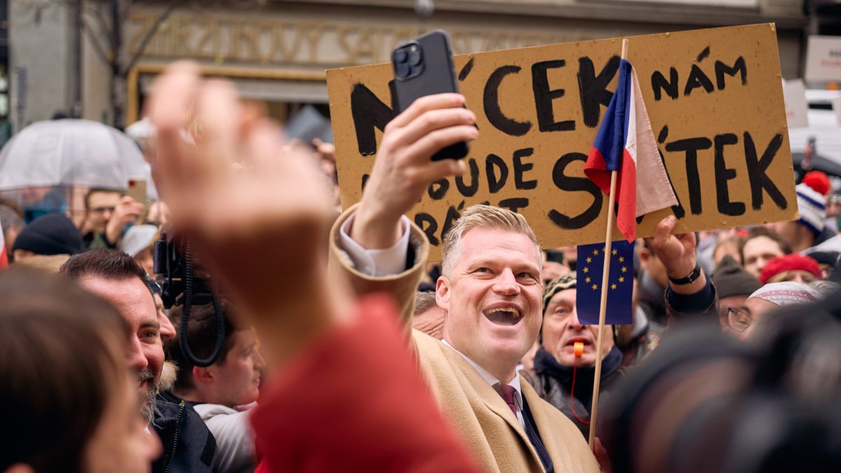 Češi si připomínají události spojené se 17. listopadem. (17.11.2025)