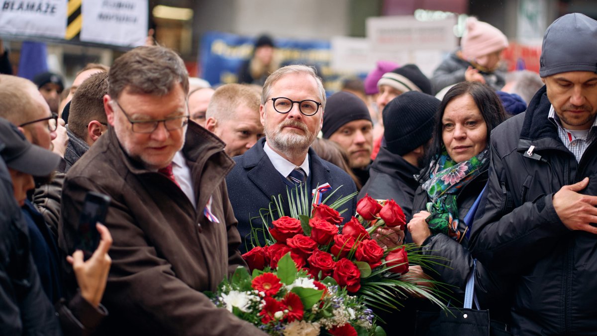 Češi si připomínají události spojené se 17. listopadem. (17.11.2025)