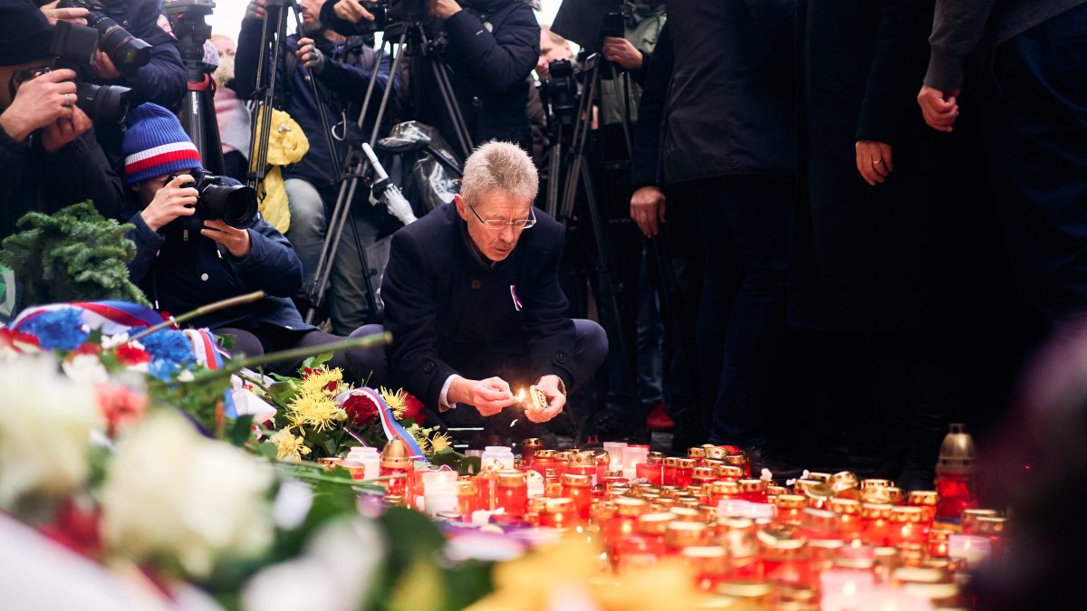 Češi si připomínají události spojené se 17. listopadem. (17.11.2025)