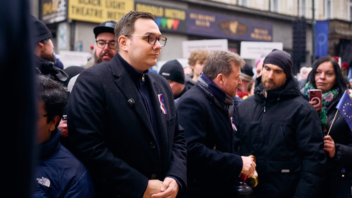 Češi si připomínají události spojené se 17. listopadem. (17.11.2025)