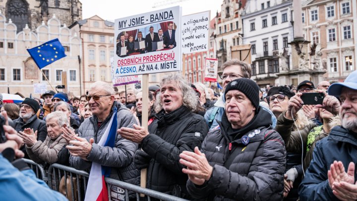 Češi dnes také demonstrovali. (17.11.2025)