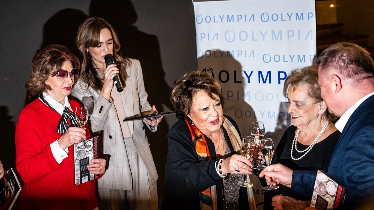 Křest nové kuchařky Jiřiny Bohdalové