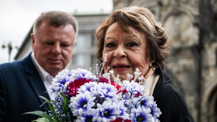 Křest nové kuchařky Jiřiny Bohdalové