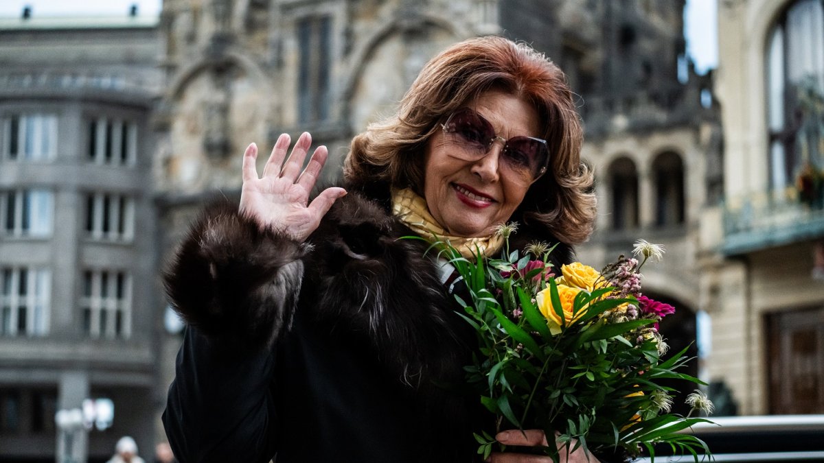 Křest nové kuchařky Jiřiny Bohdalové