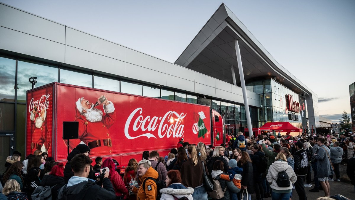 Vánoční Coca-Cola kamion zahájil turné u Westfieldu Černý Most (10.12.2025)