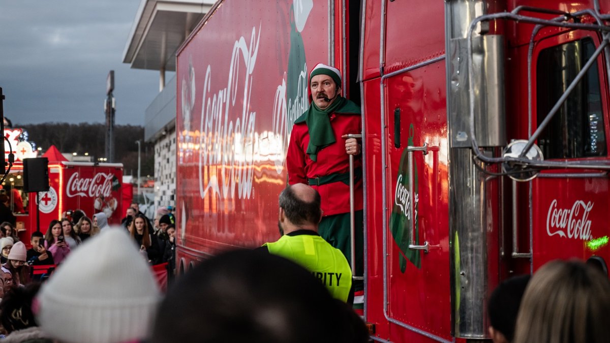 Vánoční Coca-Cola kamion zahájil turné u Westfieldu Černý Most (10.12.2025)