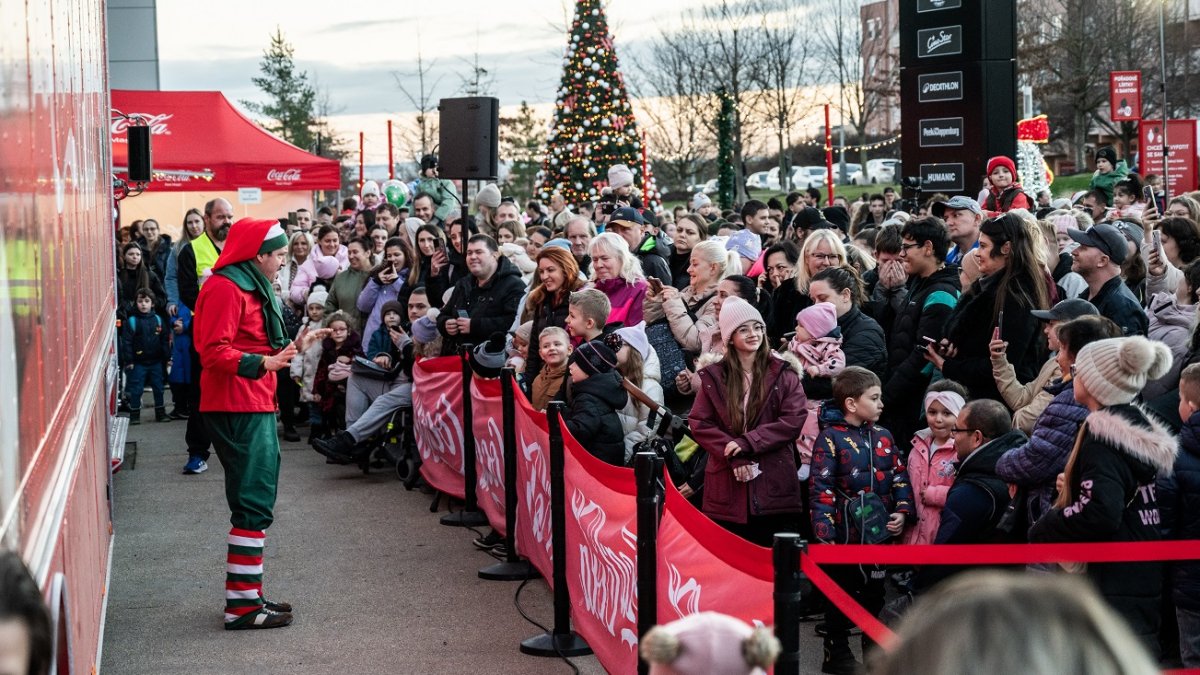 Vánoční Coca-Cola kamion zahájil turné u Westfieldu Černý Most (10.12.2025)
