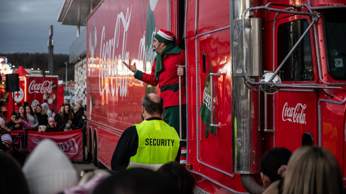 Vánoční Coca-Cola kamion zahájil turné u Westfieldu Černý Most (10.12.2025)