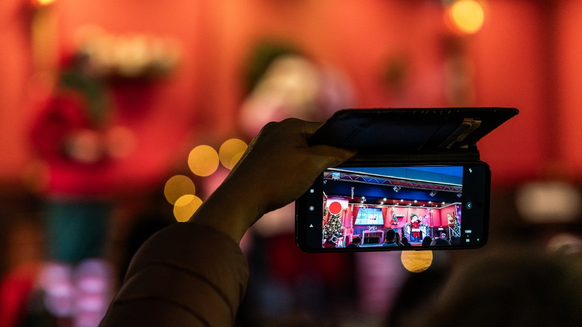 Vánoční Coca-Cola kamion zahájil turné u Westfieldu Černý Most (10.12.2025)