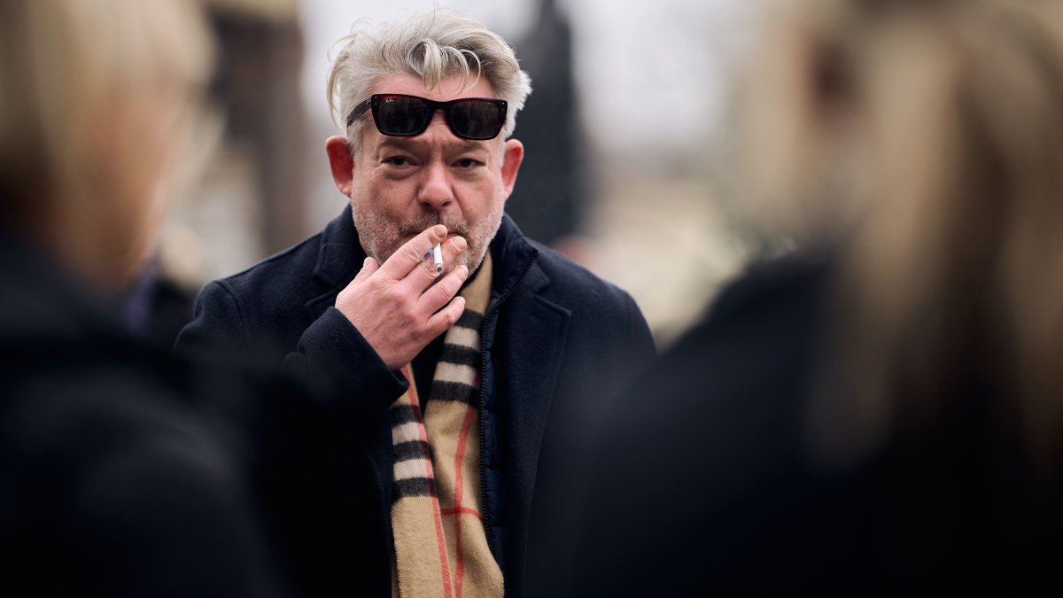 Blízcí a přátelé se rozloučili s moderátorem Patrikem Hezuckým. (12.12.2025)