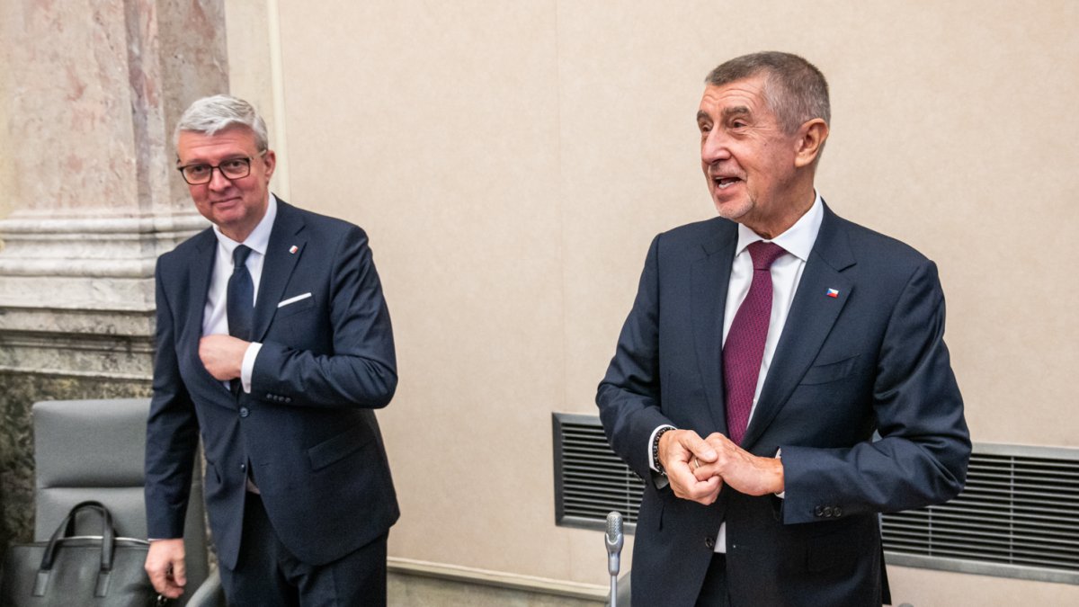 Nová Babišova vláda poprvé zasedala. (15.12.2025)