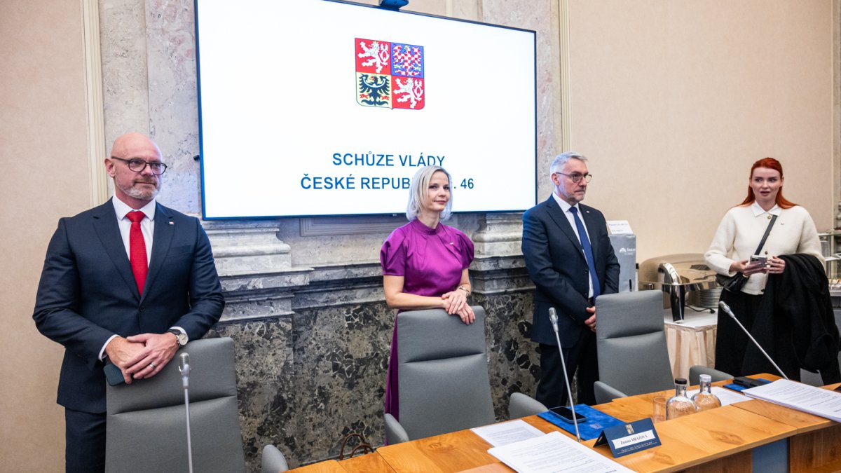 Nová Babišova vláda poprvé zasedala. (15.12.2025)