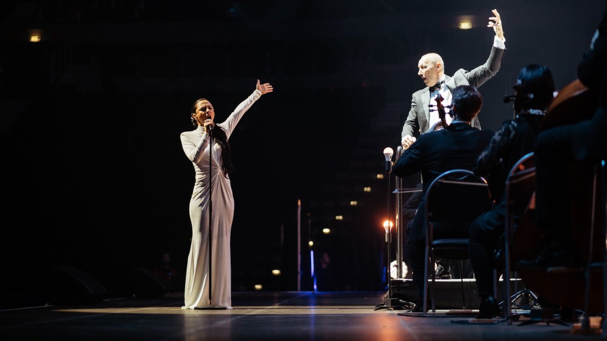 Eva Burešová na vánočním koncertě v O2 areně. 