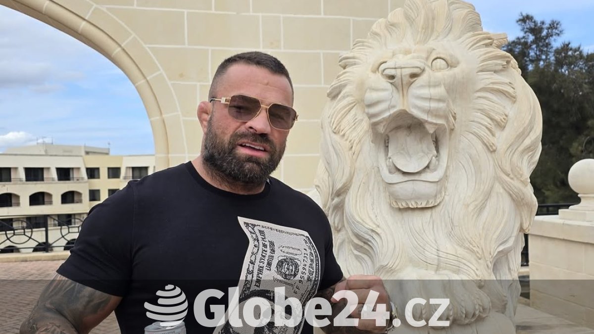 Vémola se po policejní zprávě důrazně ohradil. Vinu i nadále odmítá